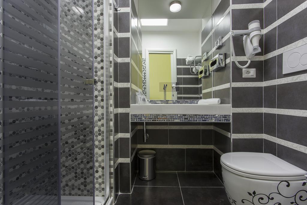Relais Villa Coppede Рим Екстериор снимка